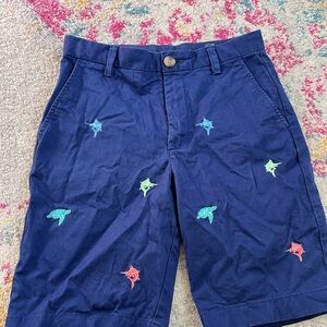Vineyard Vines boys shorts size 10.